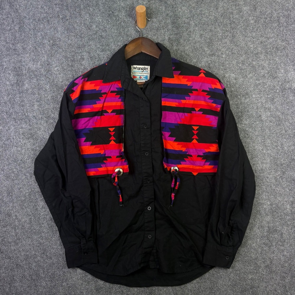 Wrangler Western Shirt Womens Medium Black Southwestern Aztec Vintage 0637
